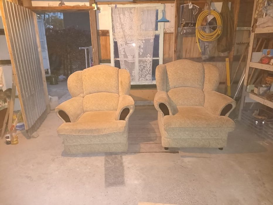 Продаю диван, кресло