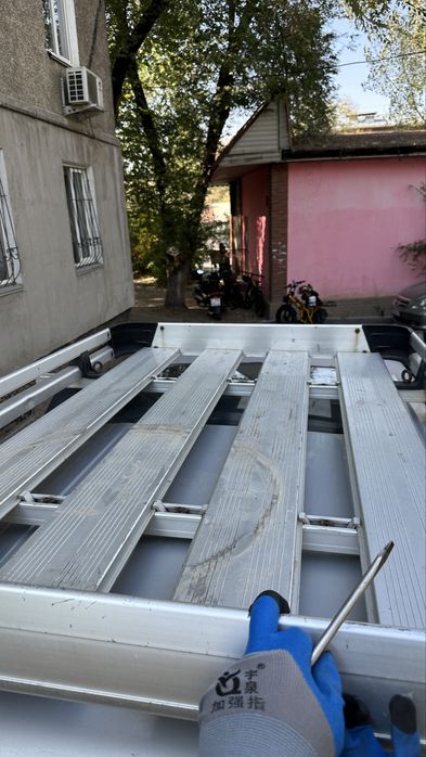 Продам багажни на крышу