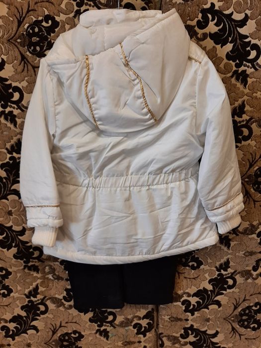 Костюм джинсовый. Плащь. Куртка безрукавка. Турция.