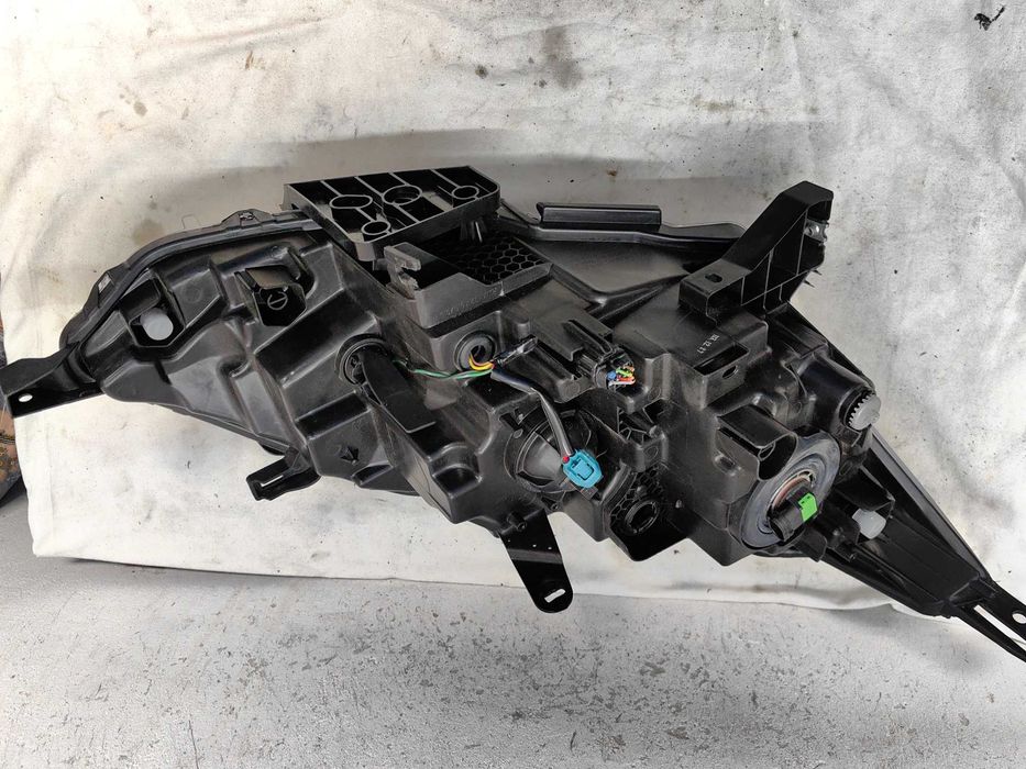 Оригинални  фарове Ляв Десен  Нисан Nissan Qashqai Led