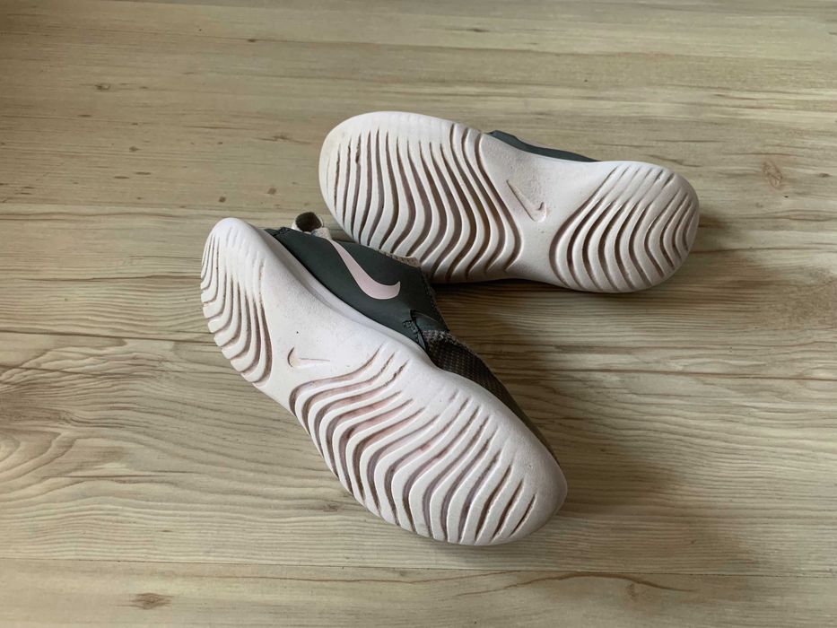 Маратонки за момиче Nike - 30 номер, стелка: 19 см