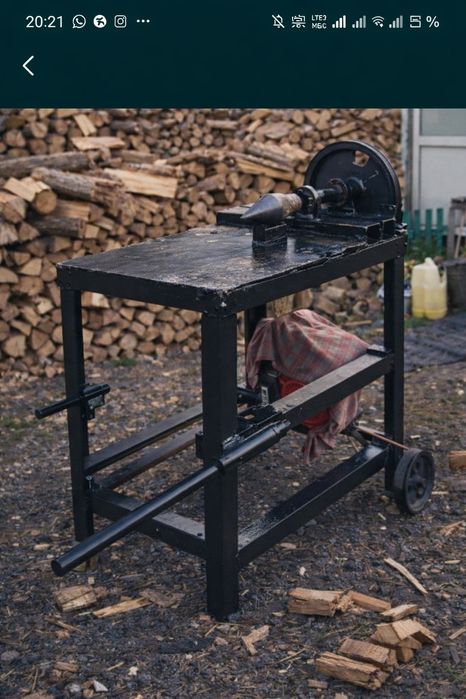 Продам дровокол 7 л.с.