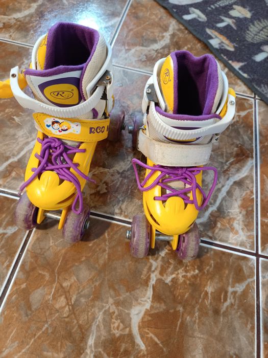 Role fetițe, model cu 4 roti (2 fata, doua spate), mărimea 27-30