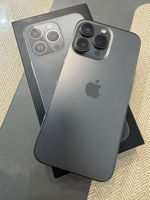 Продаю iPhone 13 pro 128gb.