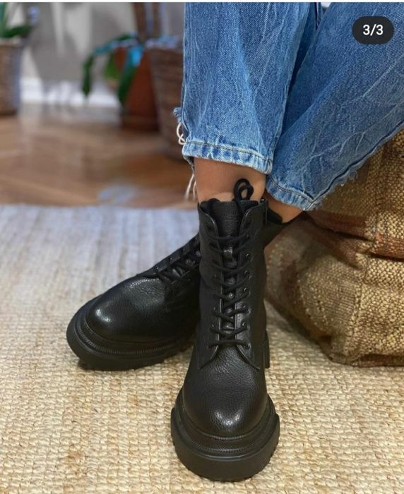 Продам стильные ботинки