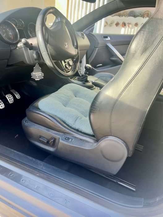 Peugeot RCZ 2011