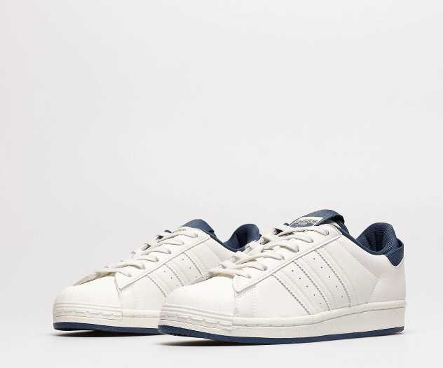 Дамски спортни обувки  ADIDAS SUPERSTAR  PARLEY размер  EU 38 2/3