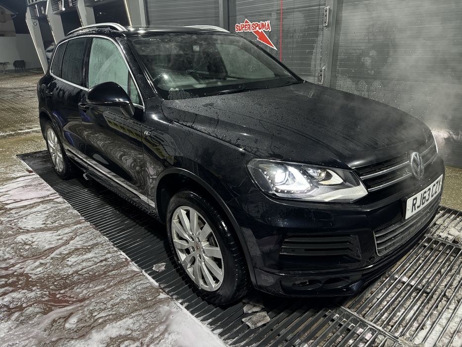 Dezmembrez touareg 7p r line negru CRCA 3.0 tdi panoramic perne led