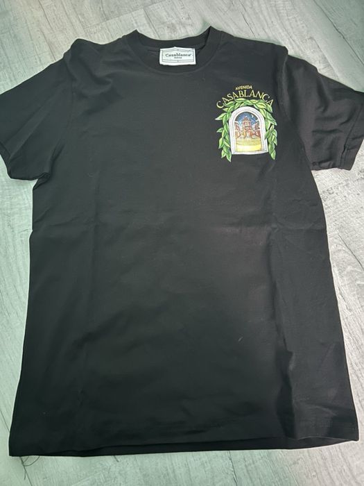 Продавам тениска