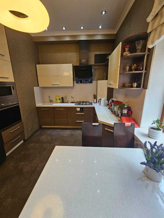 Интересная квартирка в 2 этажа