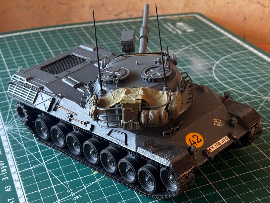 Готовая модель танка leopard 1