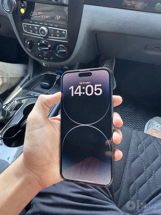 Iphone 14 pro max tinniq