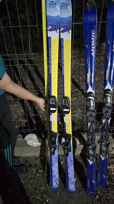 Skiuri Atomic 160 cm si 165