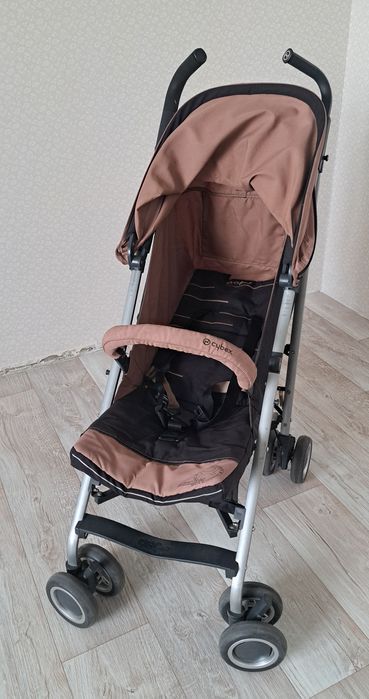 Продам детскую коляску