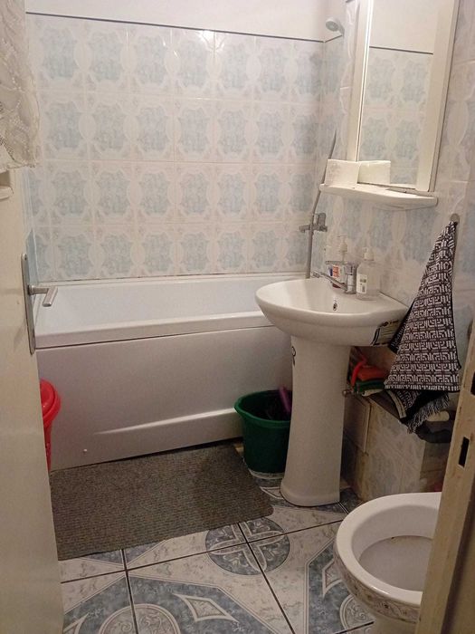 Închiriez apartament, confort 1, micro 9