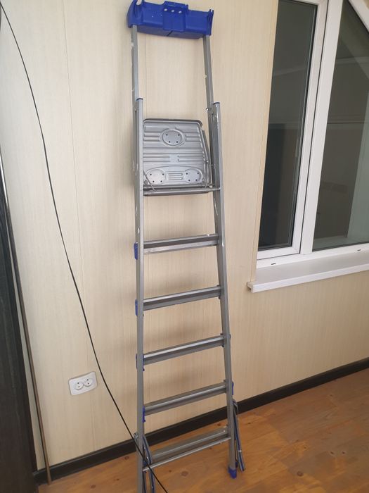 Срочно продам стремянку