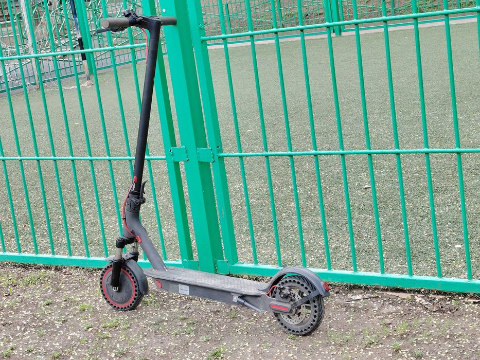 Электросамокат Xiaomi M365 Pro