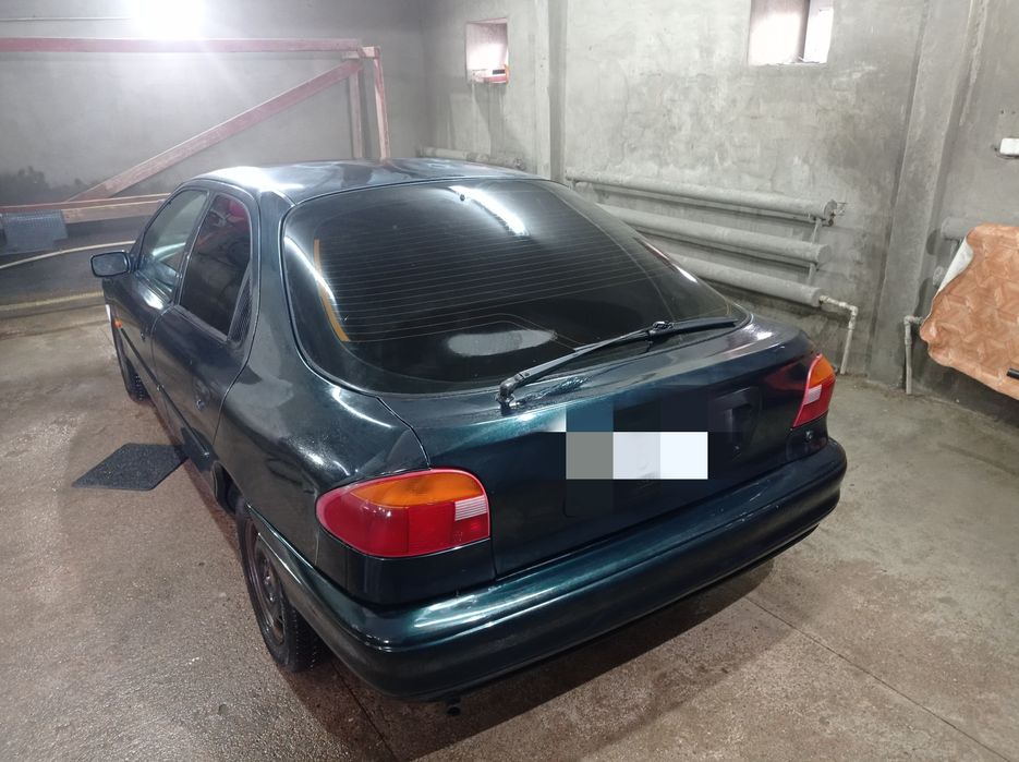 Ford Mondeo 1996 1.6