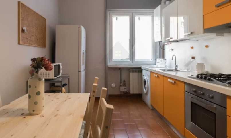 Дава се под наем Четиристаен апартамент в Пловдив, Каменица 1 - 90 кв.м за 498.27 € - Снимка #1