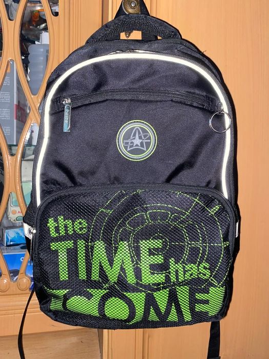 Рюкзак для школы + пенал в подарок