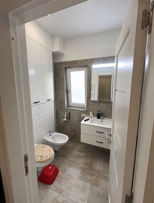 Apartament 2 dormitoare, bucatarie open space living
