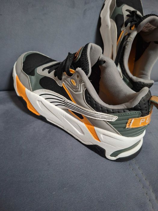 Маратонки номер 40- 41