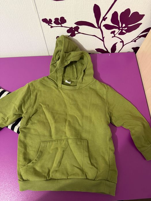 Дънки за момче и пуловер