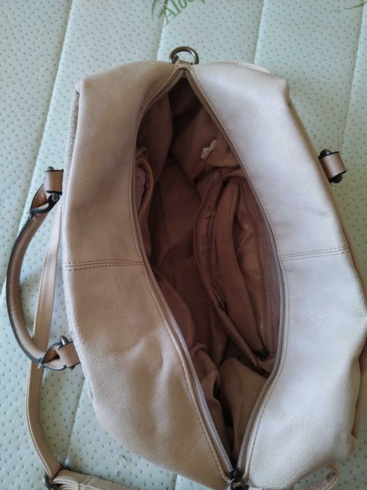 Дамска чанта използвана