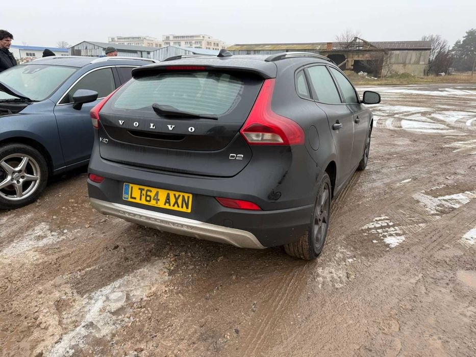 Volvo XC40 1.6 авто 2015 на части
