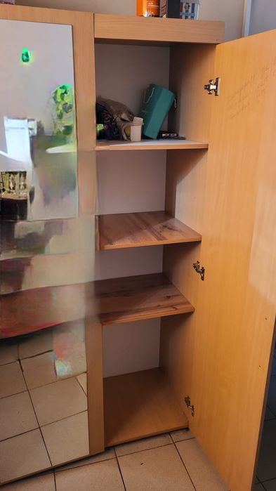 Шкаф,шифонер трехстворчатый