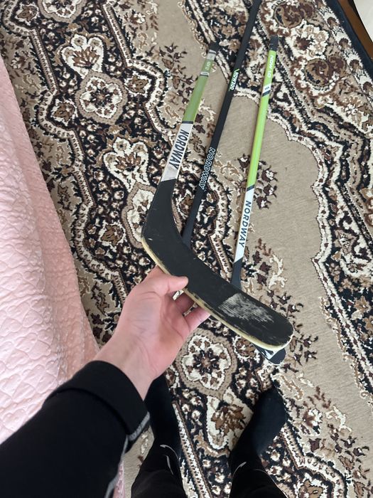 Продам 3 детских клюшки