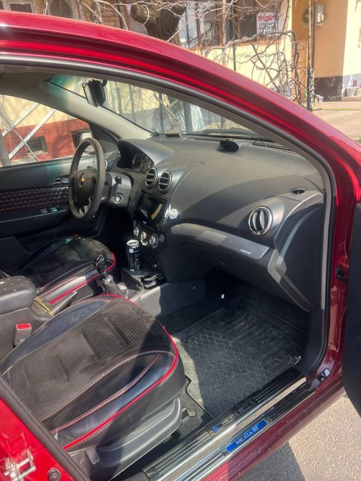 Продаётся Nexia 3