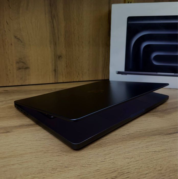MacBook Pro 14 - M3 Max 16-Core / 32GB / 1TB — Идеальное состояние