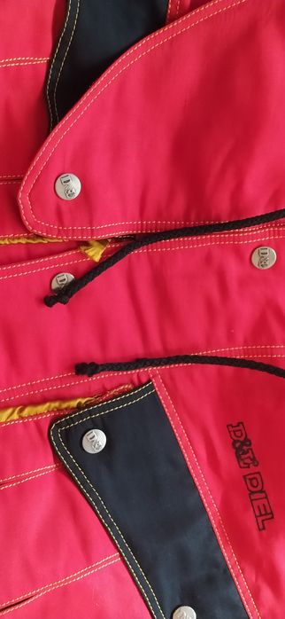 Екип за ски, гащеризон