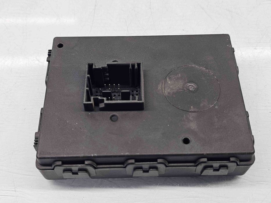 Modul control Keyless Entry Volkswagen Passat B8 (3G2) [Fabr 2015-pre