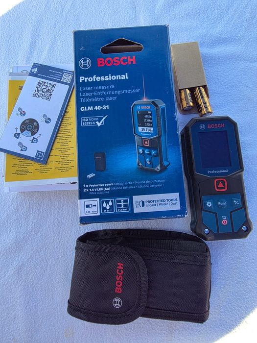 Telemetru cu laser Bosch Profesional GLM 40-31