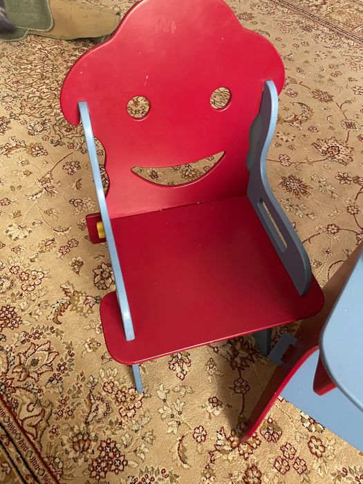 Детский стол