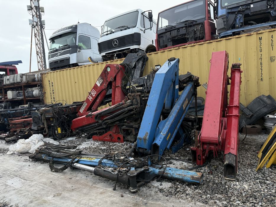 Автозапчасти Мерседес814