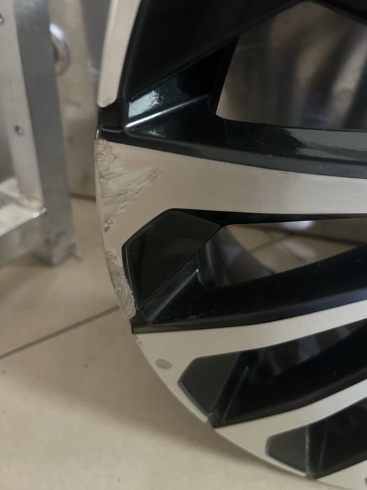 Продам два диска на Ексид Тхл