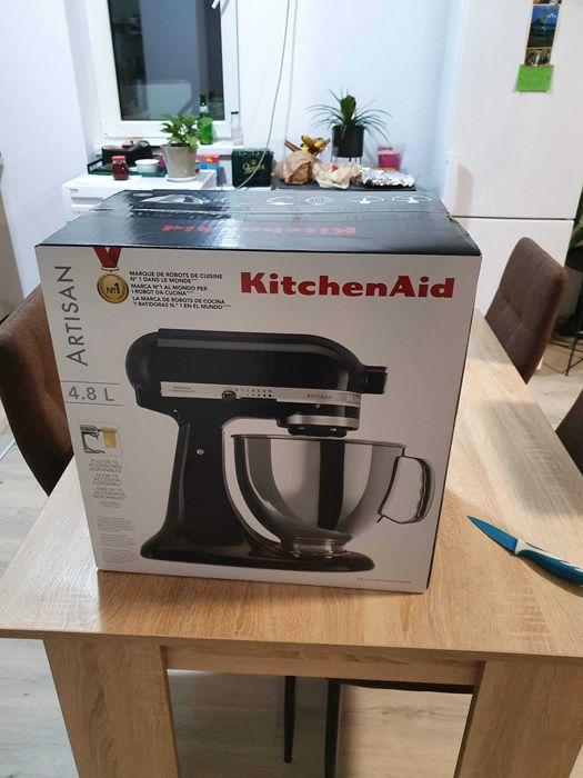 Kitchen Aid Artisan 4.8 L, model 175, Onyx Black, 2 boluri