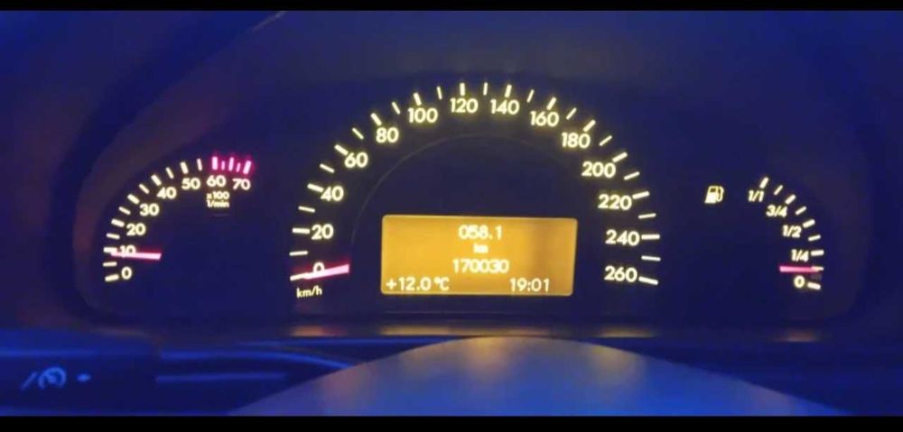 Mercedes C200 kompressor (elegance)