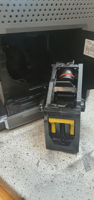 Продава се! Напълно автоматична кафемашина Saeco GranAroma