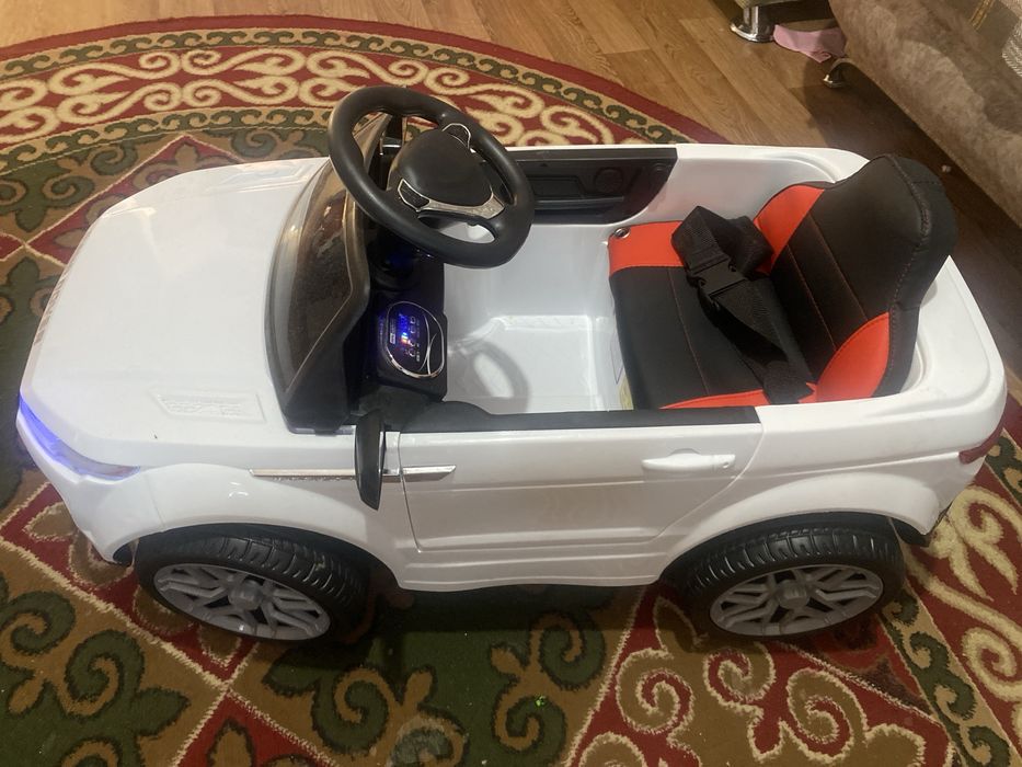 Продам детский рендж ровер