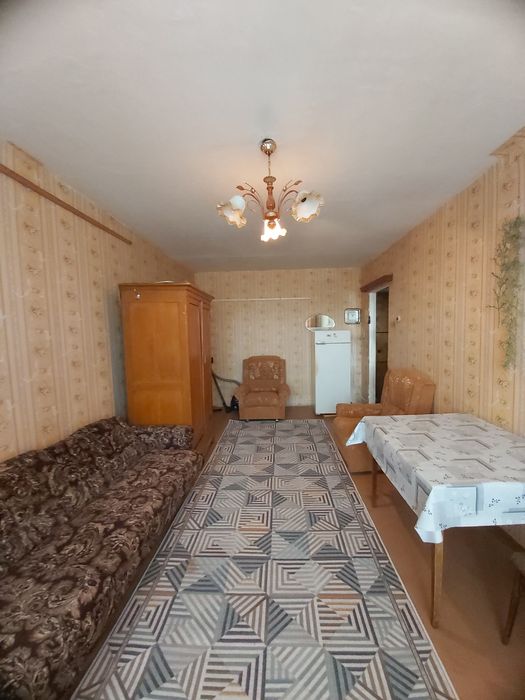 Продается 1-ком кв в Мкр.Строитель