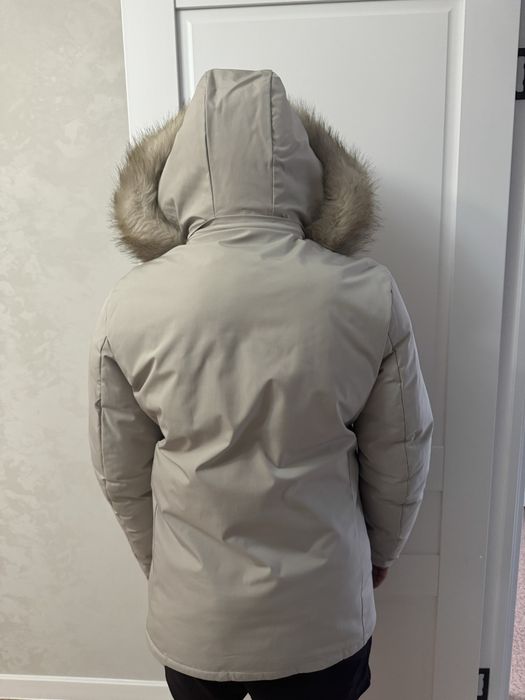 Продам куртку зимнюю