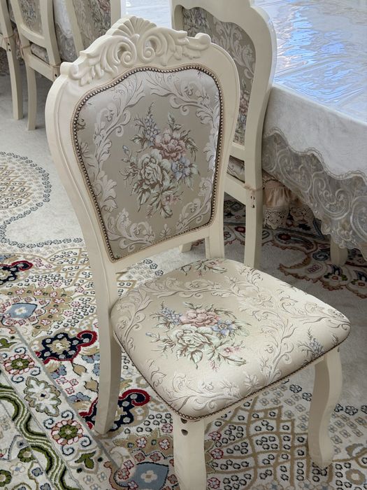 Стулья в хорошем состоянии