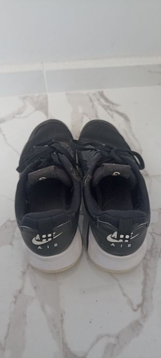 Продавам обувки : Jordan MAX 200.