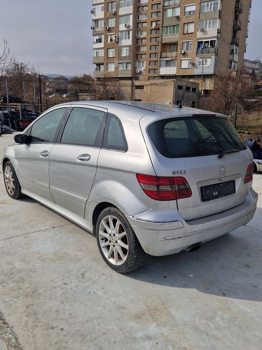 Mercedes B180 CDI (НА ЧАСТИ)