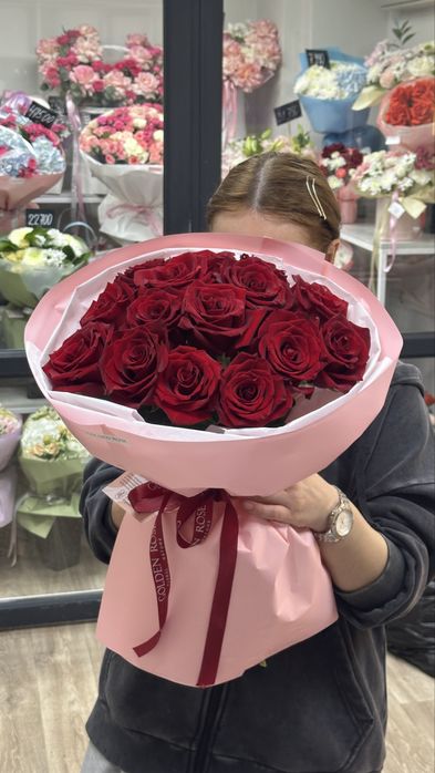 Клубника в шоколаде + букет за 9900