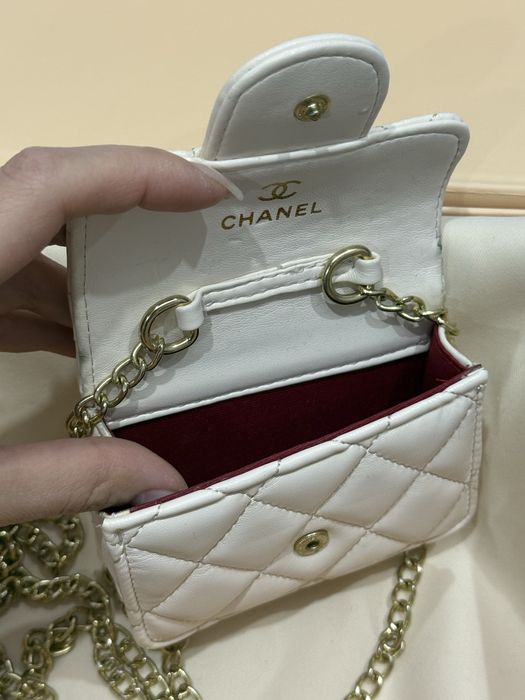 Сумочка под CHAN£L